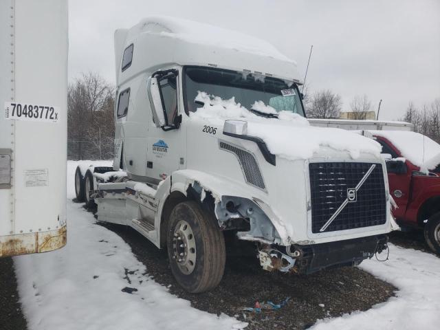 Salvage cars for sale from Copart Columbus, OH: 2018 Volvo VN VNL