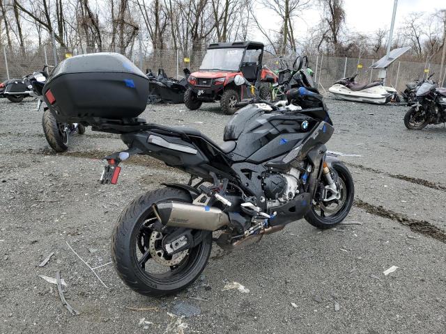 2022 BMW S 1000 XR - WB10E4309N6F58549