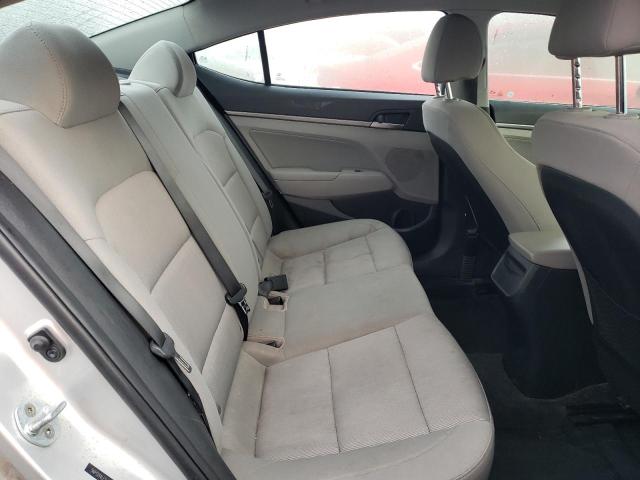2018 HYUNDAI ELANTRA SE - 5NPD84LF5JH264076