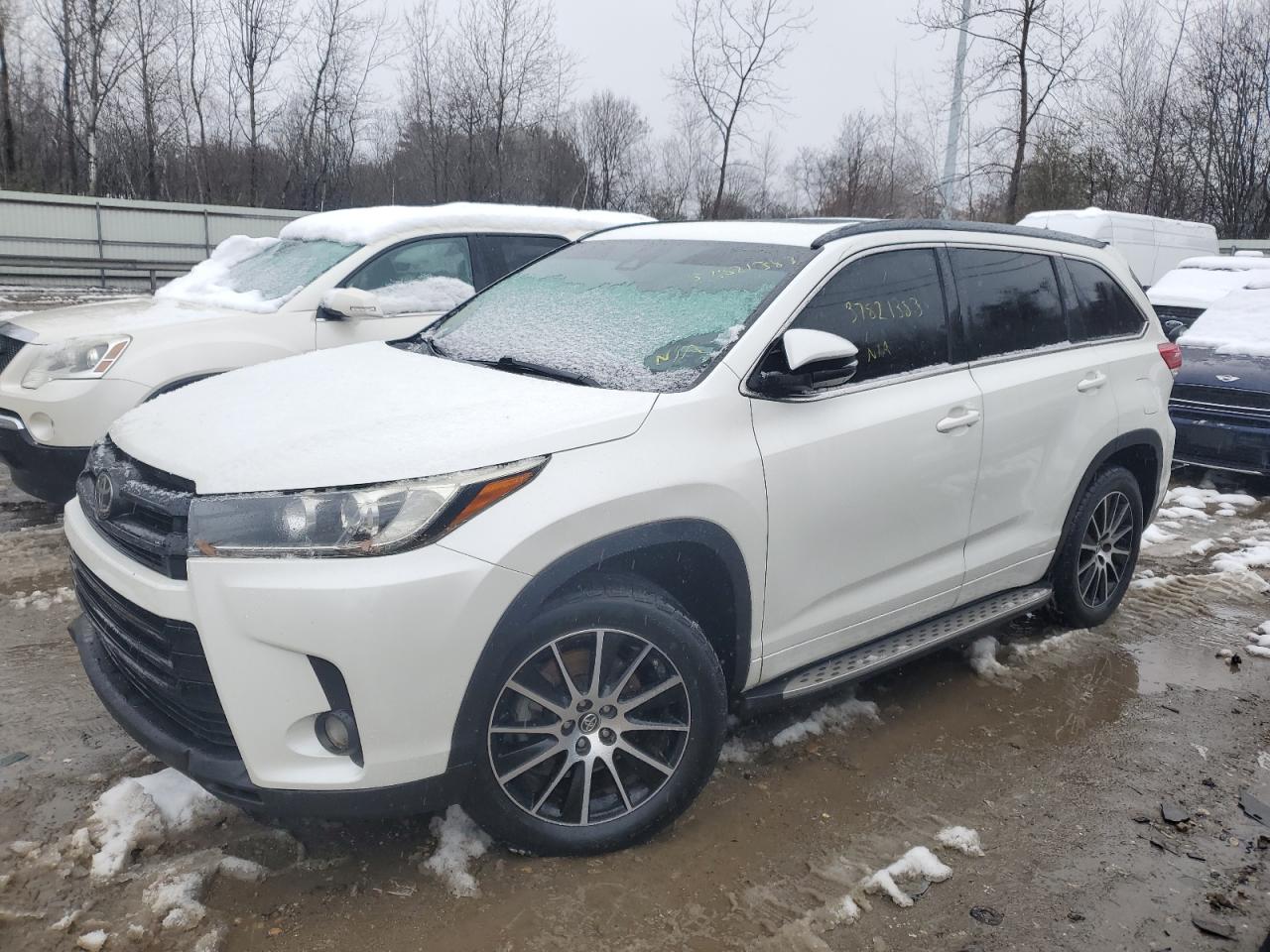 5TDKZRFH1JS527754 TOYOTA HIGHLNDER 2018