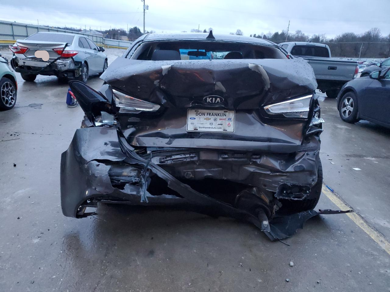 3KPFK4A70JE188230 2018 Kia Forte Lx