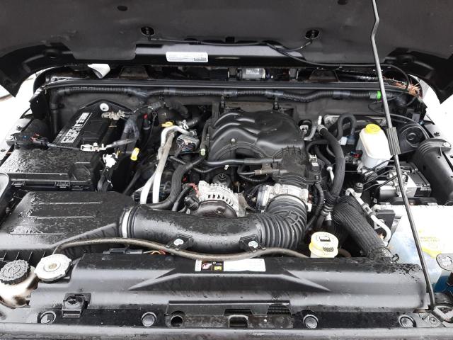 1C4BJWEG1FL586181 Jeep Wrangler Unlimited Sahara