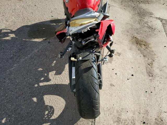 2013 SUZUKI GSX-R600 - JS1GN7FAXD2100247
