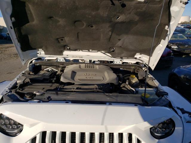 1C4BJWEG7EL188102 Jeep Wrangler Unlimited Sahara