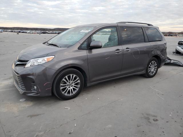 2019 TOYOTA SIENNA XLE 5TDYZ3DC8KS981094