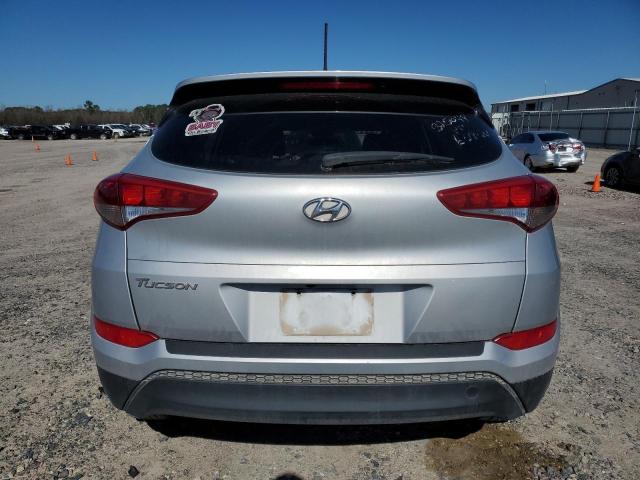 KM8J23A46HU596748 Hyundai TUCSON SE