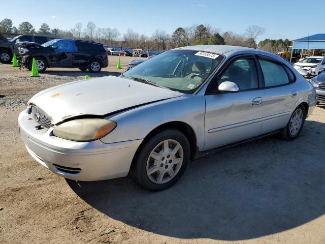 2003 Ford Taurus SE