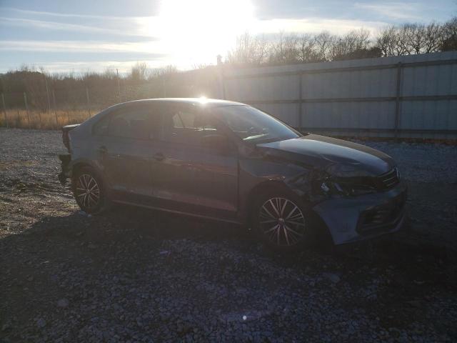 2018 VOLKSWAGEN JETTA SE - 3VWDB7AJ4JM204663