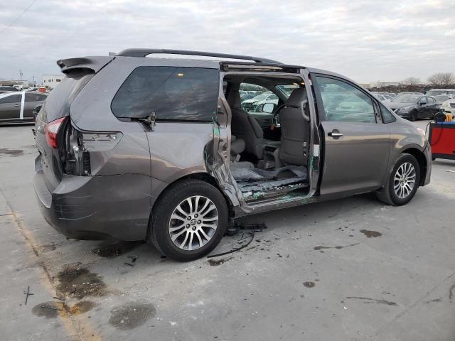 2019 TOYOTA SIENNA XLE 5TDYZ3DC8KS981094