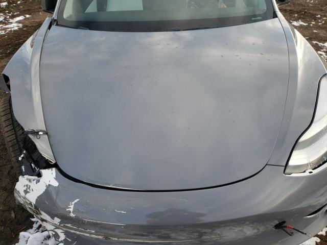 5YJ3E1EBXJF056187 Tesla MODEL 3