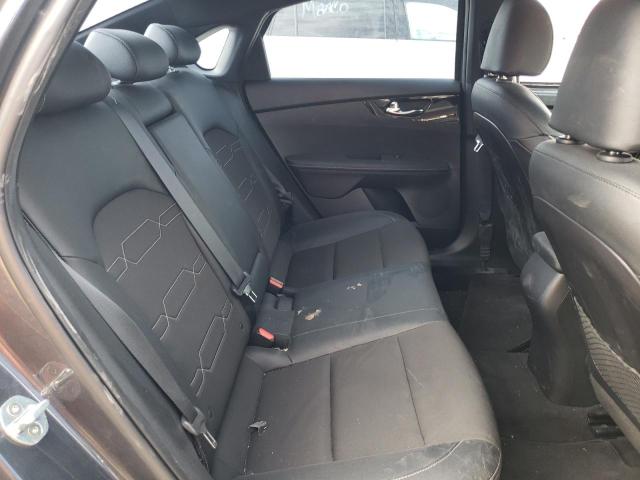 3KPF34AD9ME275700 KIA Forte Gt Line