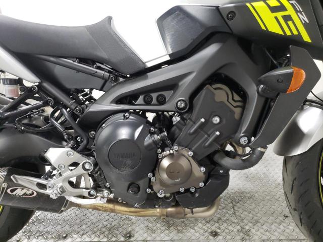 2017 YAMAHA FZ09 C JYARN53Y6HA000576