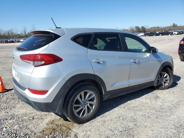 KM8J23A46HU596748 Hyundai TUCSON SE
