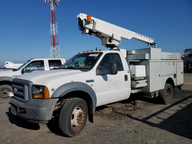 Salvage cars for sale from Copart Bakersfield, CA: 2007 Ford F450 Super