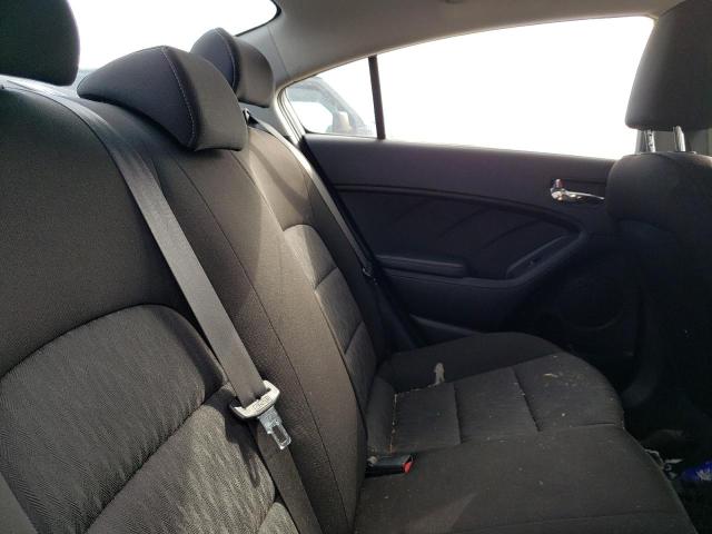 KNAFK4A60G5492120 KIA FORTE LX