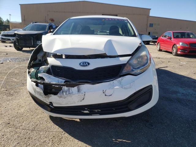 KNADM4A33F6435085 KIA RIO LX