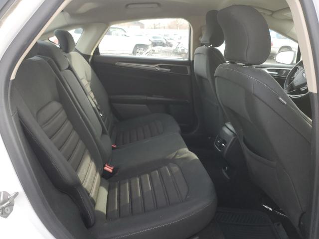 3FA6P0LU5KR242604 Ford FUSION SE