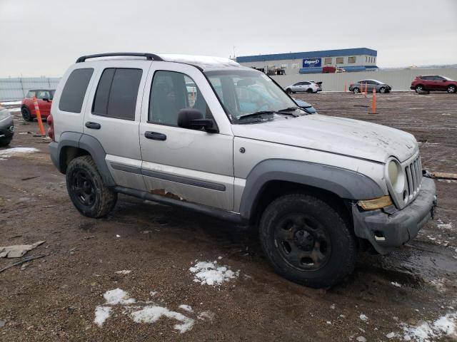 1J4GL48K45W525368 Jeep Liberty