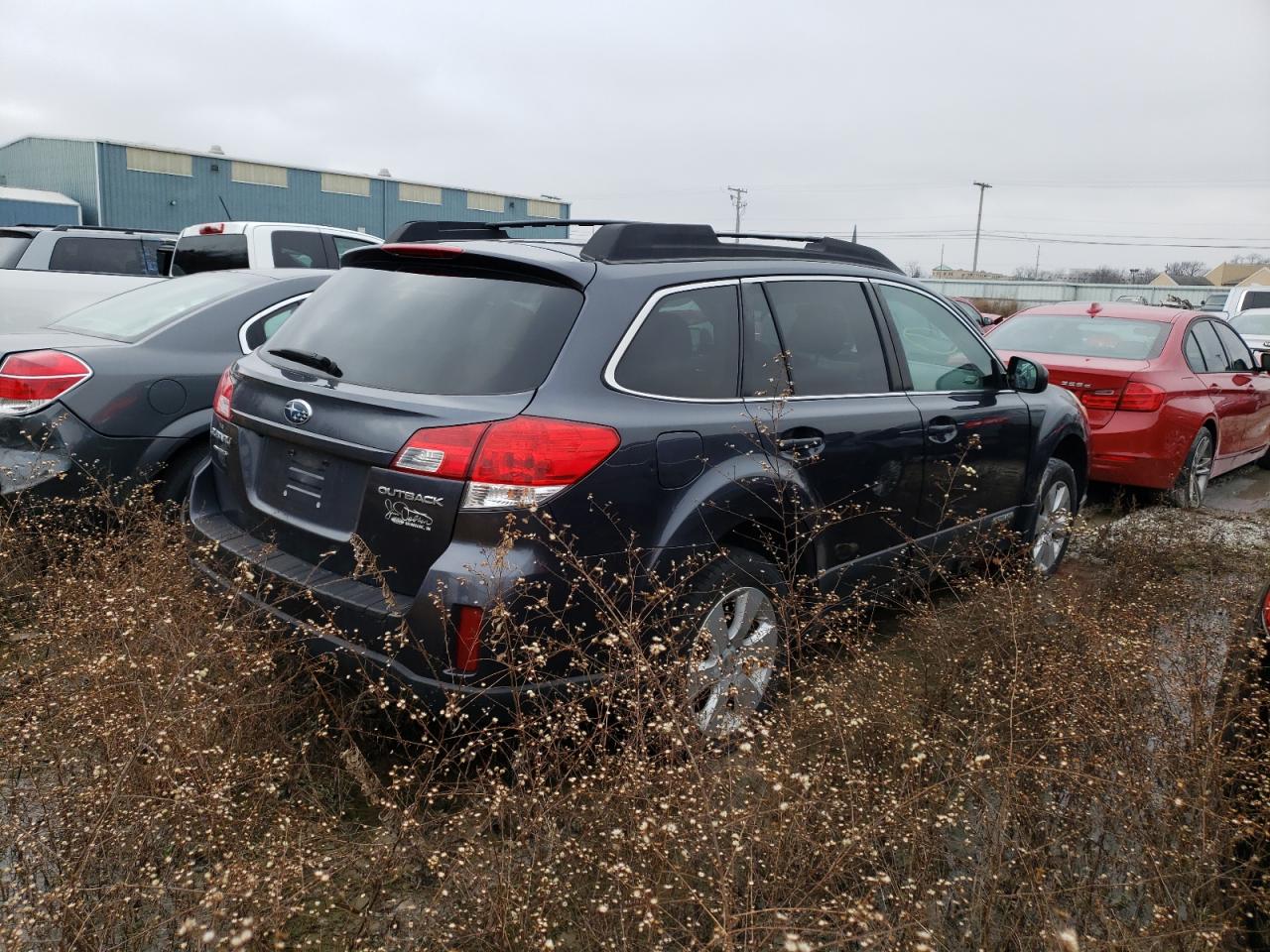 4S4BRCGC2B3440668 2011 Subaru Outback 2.5I Premium