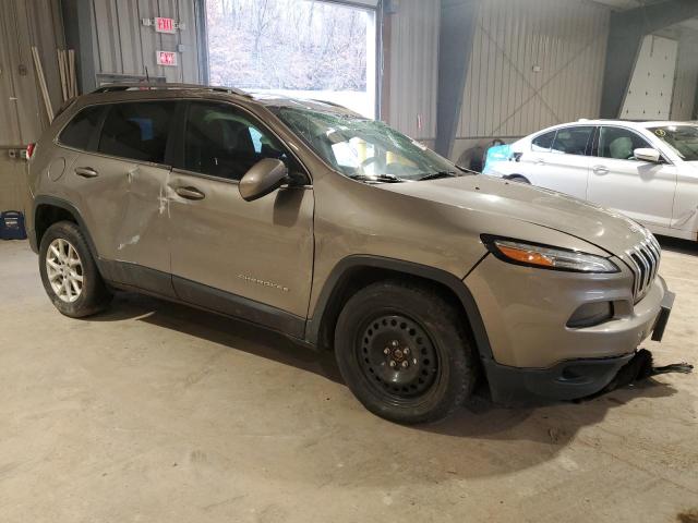 1C4PJLCB7GW370590 Jeep Cherokee Latitude