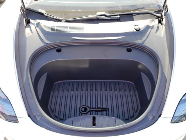 5YJ3E1EA8MF871922 Tesla MODEL 3