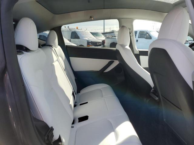 7SAYGDEE7NF344415 Tesla Model Y