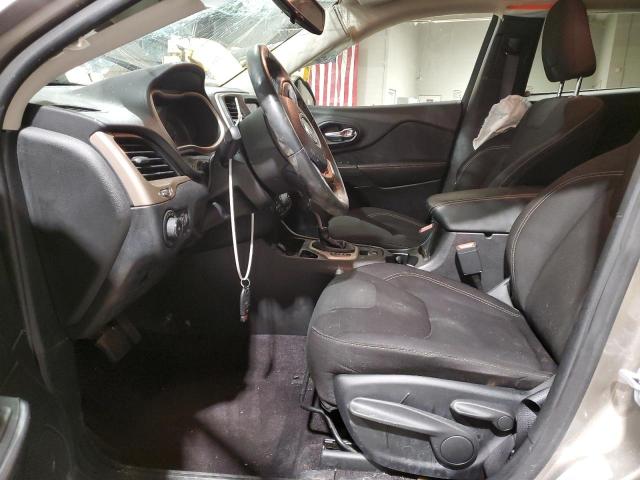 1C4PJLCB7GW370590 Jeep Cherokee Latitude