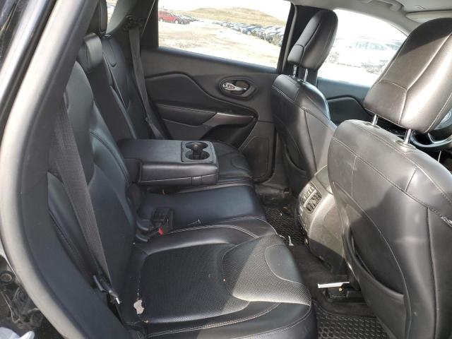 1C4PJMJN8KD174097 Jeep Cherokee Overland
