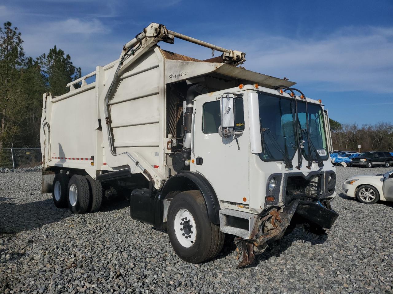 2014 MACK 600 MRU600 - 1M2AV0***********