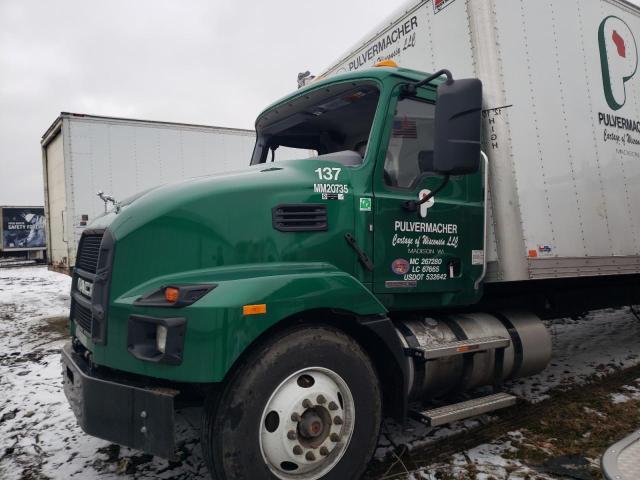 Global Auto Auctions: 2022 MACK MD