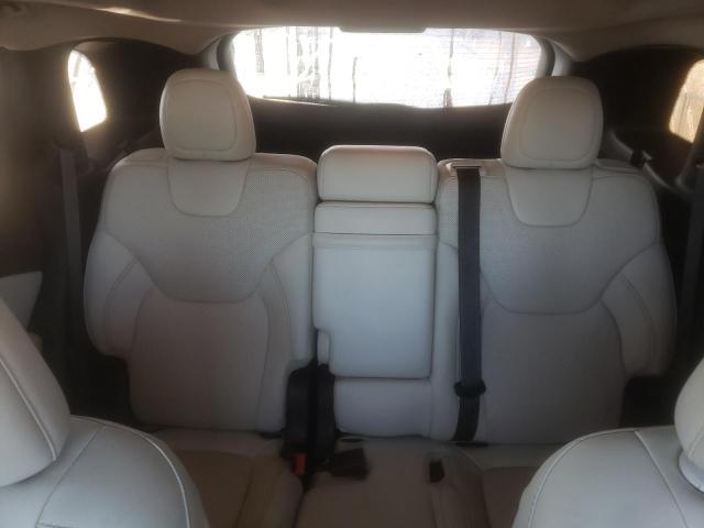 1C4PJLJS9HW662732 Jeep Cherokee Overland