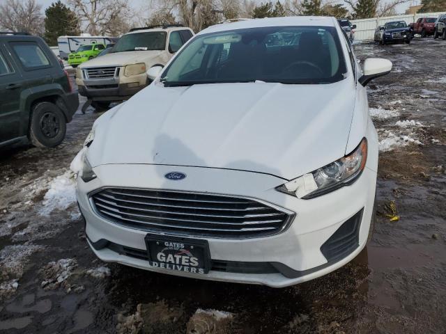 3FA6P0LU5KR242604 Ford FUSION SE