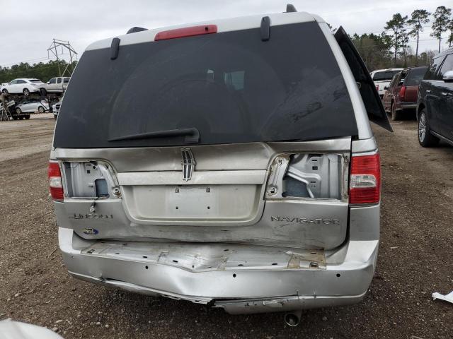 5LMJJ2H5XCEL05289 Lincoln Navigator
