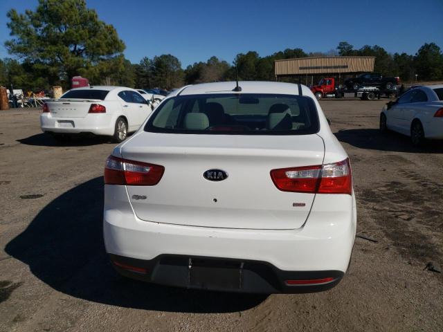 KNADM4A33F6435085 KIA RIO LX
