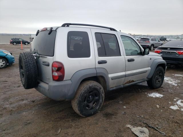 1J4GL48K45W525368 Jeep Liberty