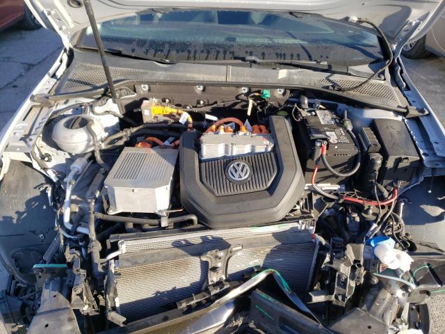 2016 VOLKSWAGEN E-GOLF SE - WVWKP7AU4GW914970