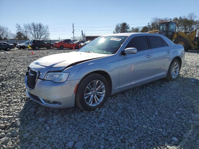 2019 Chrysler 300 Touring