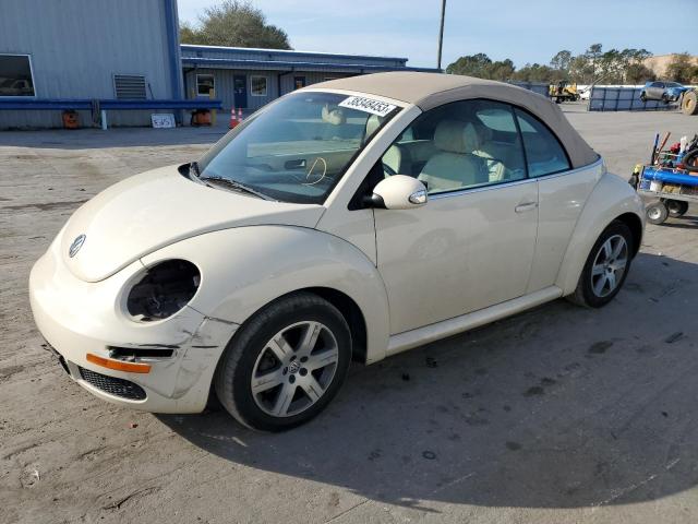 Salvage cars for sale from Copart Orlando, FL: 2006 Volkswagen New Beetle Convertible Option Package 1