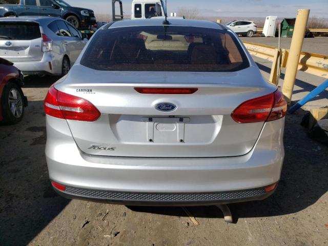 1FADP3E24HL205152 Ford FOCUS S