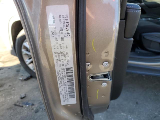 1C4PJLCB0KD242308 Jeep Cherokee Latitude
