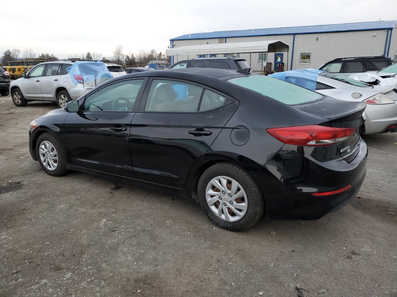 5NPD74LF8HH067481 2017 Hyundai Elantra Se