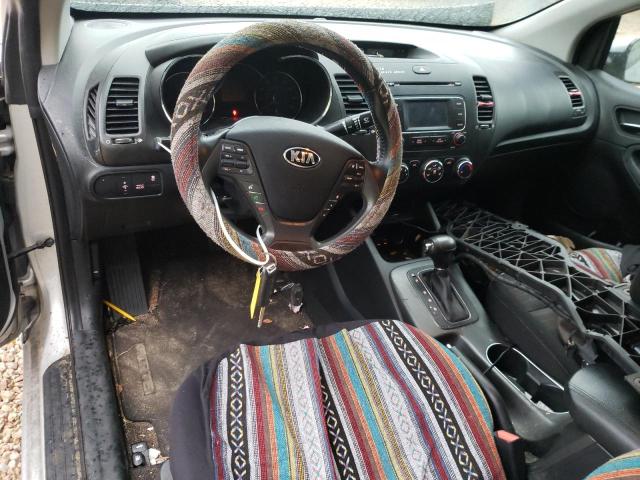 KNAFX6A8XG5581806 KIA FORTE EX