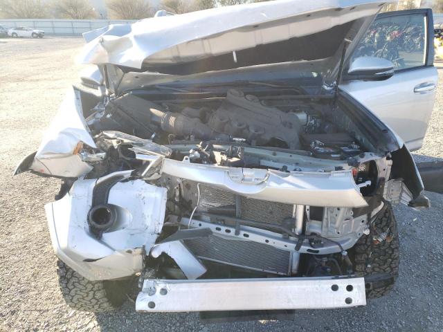 2018 TOYOTA 4RUNNER SR JTEBU5JR3J5587138