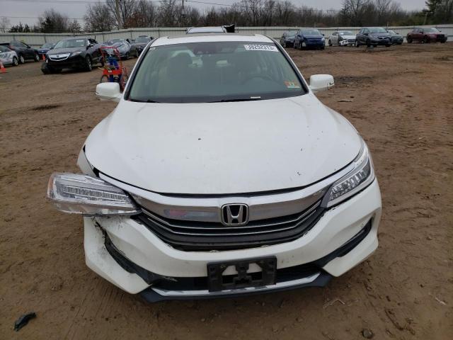 2017 HONDA ACCORD TOU 1HGCR3F94HA017899