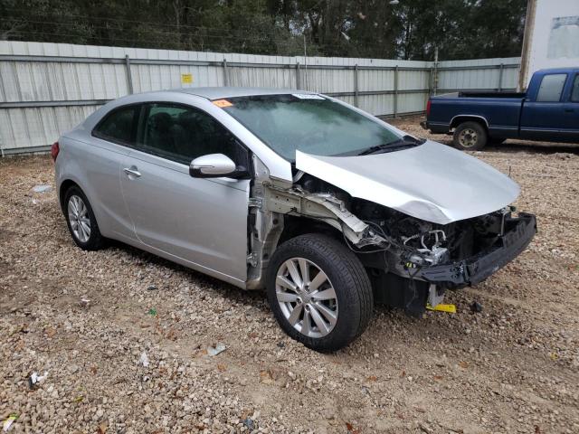 KNAFX6A8XG5581806 KIA FORTE EX