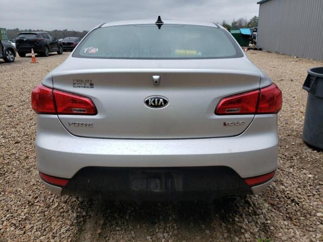 KNAFX6A8XG5581806 KIA FORTE EX