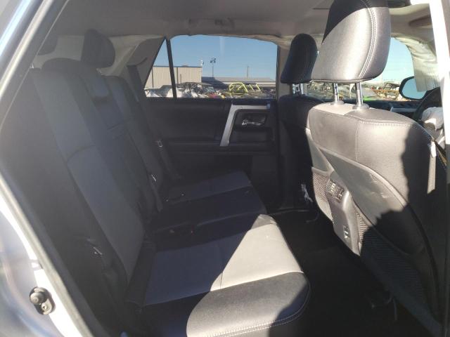 2018 TOYOTA 4RUNNER SR JTEBU5JR3J5587138