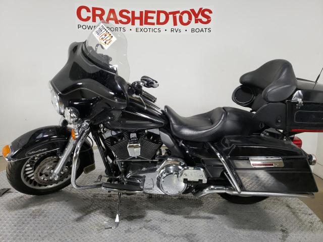 2011 HARLEY-DAVIDSON FLHTCU 1HD1FC415BB610411