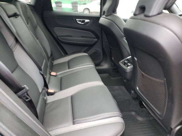 2022 VOLVO XC60 B6 R- YV4062RM4N1046039