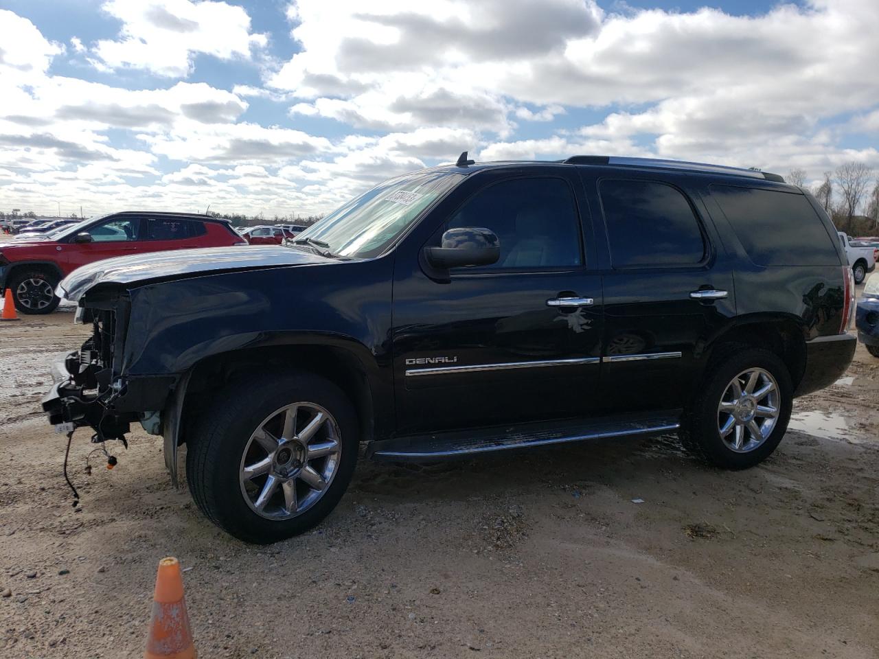 2012 GMC YUKON DENALI - 1GKS2EEF1CR236240